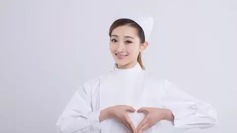 张维伊冲董璇喊