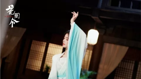 印度卡鲁尔踩踏事故