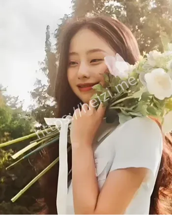 忠北大学22级女神李善宇床照